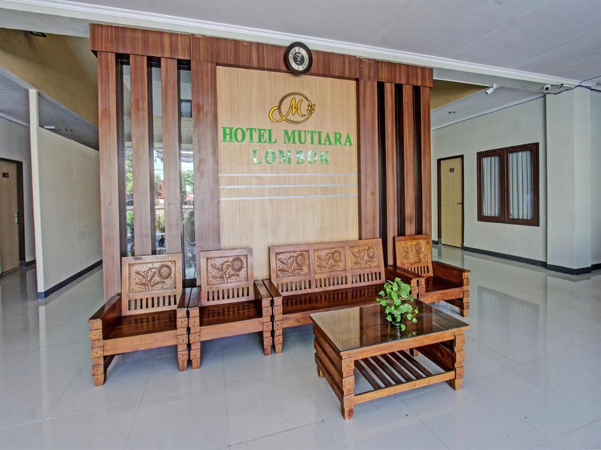 Oyo 91617 Hotel Mutiara Lombok Buitenkant foto
